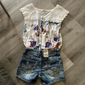 Bke jean shorts and Gimmick top outfit - New